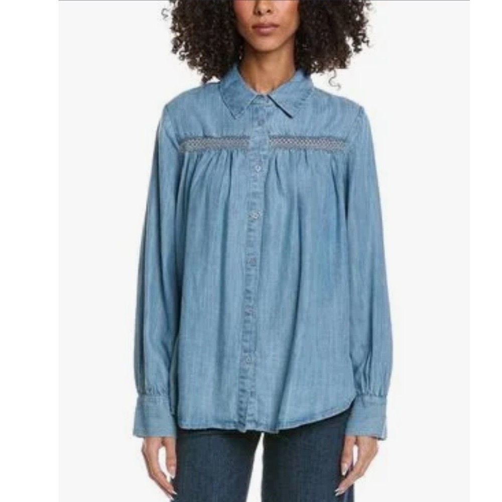 Elan Blue Tencel Chambray Smocked Yoke Button Down Shirt Western Small